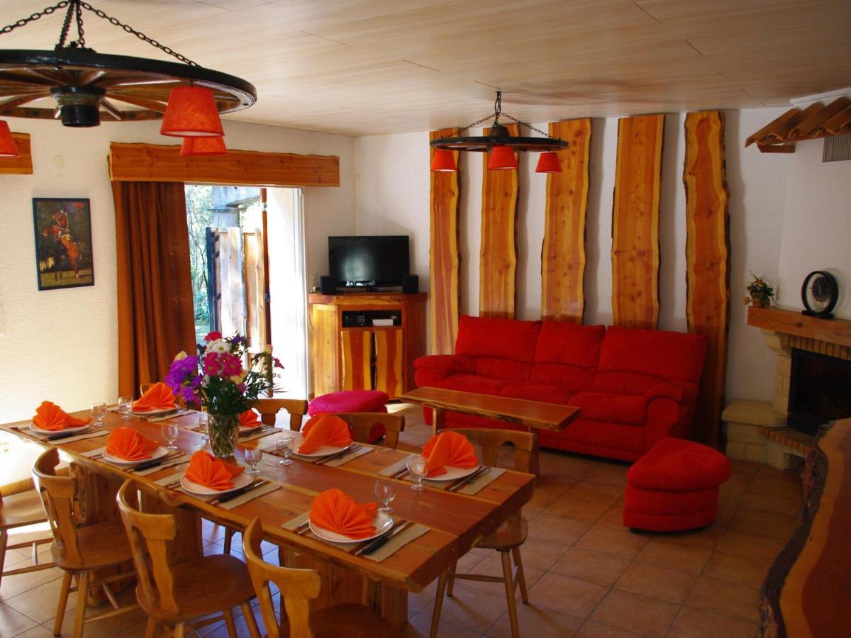 Location Villa Et Studios Рокбрюн-сюр-Аржан Екстер'єр фото