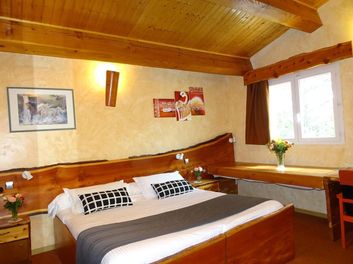 Location Villa Et Studios Рокбрюн-сюр-Аржан Екстер'єр фото